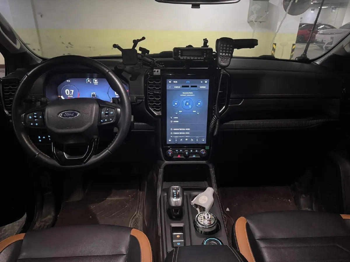 2023 Ford Ranger 2.3T 258HP L4 8AT,autocango,china used car exporter,china ev exporter,chinese used car exporter,chinese used ev exporter