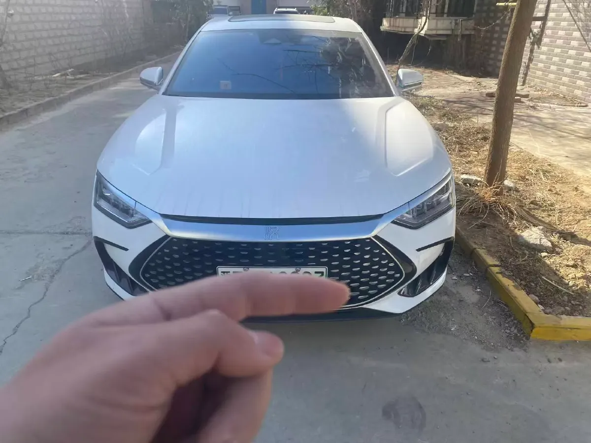 2022 Volkswagen Tiguan L 2.0T 186HP L4 7DCT,autocango,china used car exporter,china ev exporter,chinese used car exporter,chinese used ev exporter