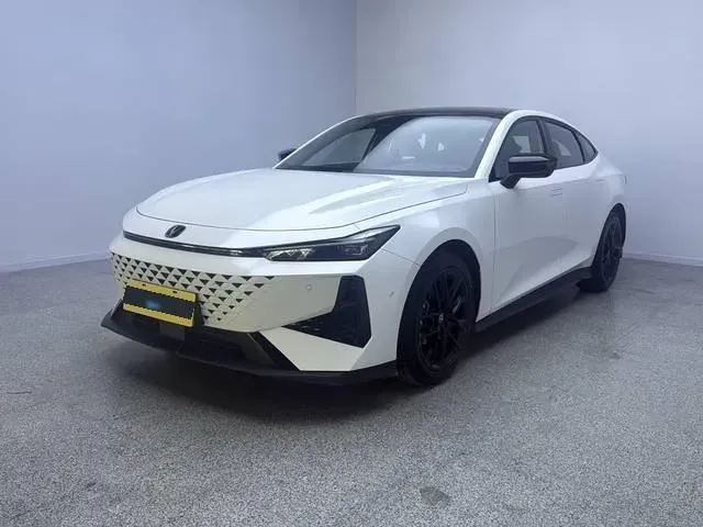 2023 ChangAn UNI-V 1.5T 188HP L4 7DCT,autocango,china used car exporter,china ev exporter,chinese used car exporter,chinese used ev exporter