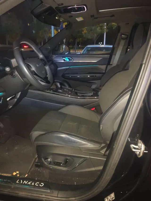 2021 LYNK&CO 01 EM-P 1.5T 180HP L3 7DCT PHEV 17.7KWH,autocango,china used car exporter,china ev exporter,chinese used car exporter,chinese used ev exporter