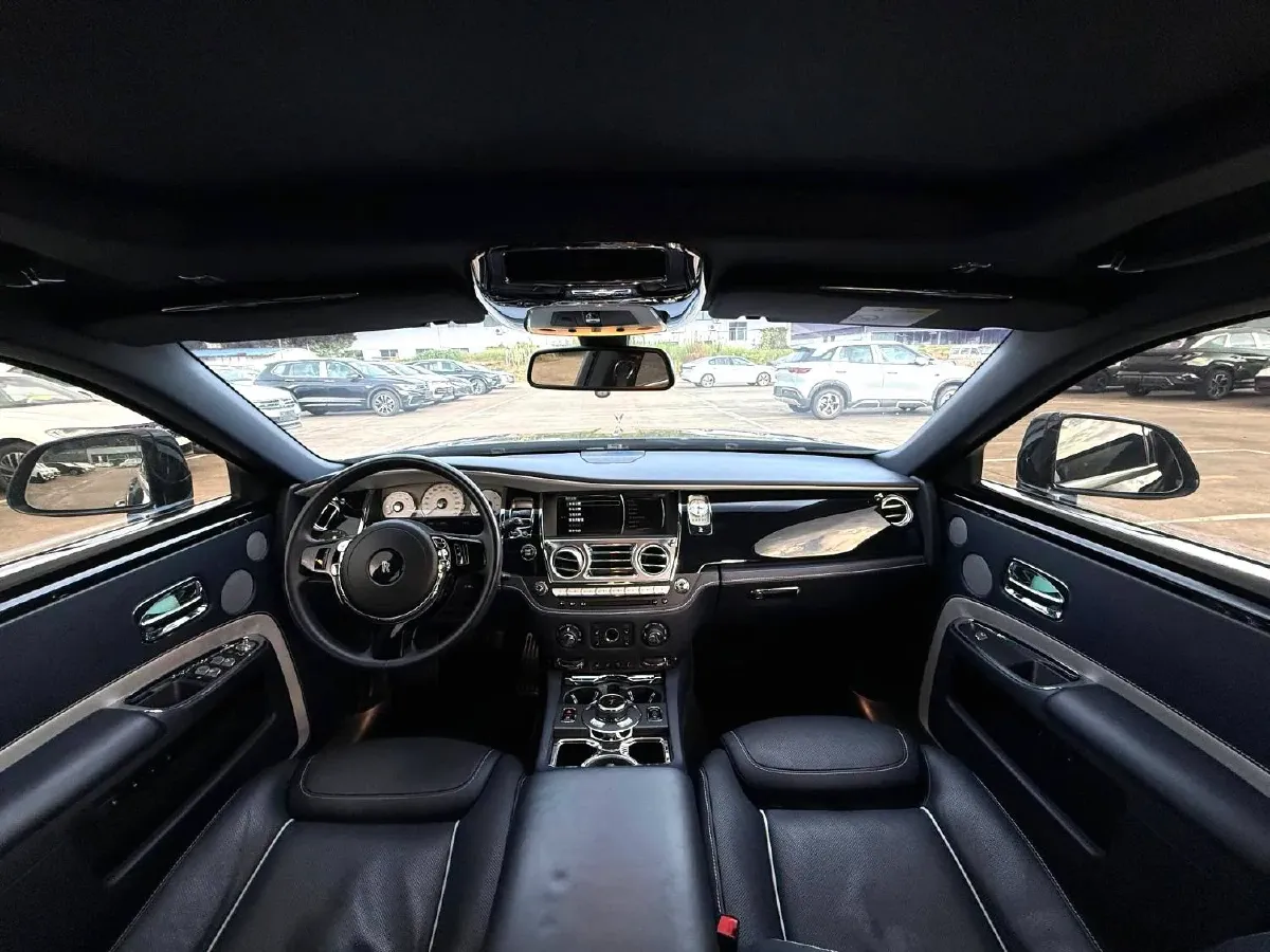 2018 Rolls-Royce Ghost 6.6T 571HP V12 8AT,autocango,china used car exporter,china ev exporter,chinese used car exporter,chinese used ev exporter