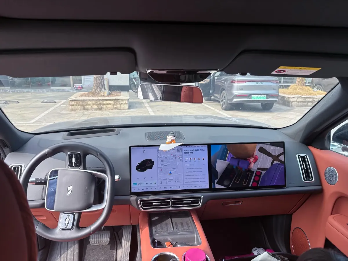 2024 Toyota Granvia 2.5L 189HP L4 E-CVT Hybrid,autocango,china used car exporter,china ev exporter,chinese used car exporter,chinese used ev exporter