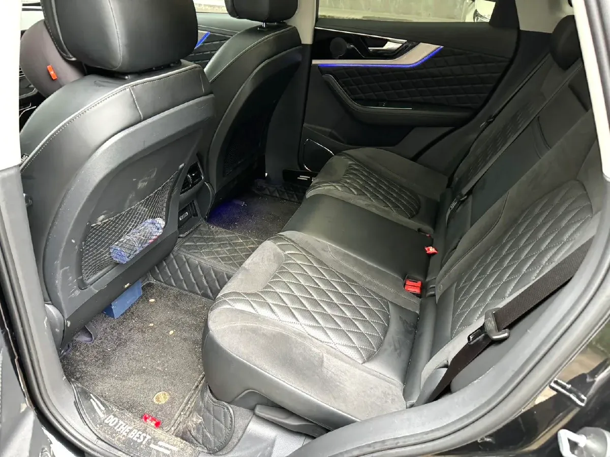 2019 HongQi HS5 2.0T 224HP L4 6AT,autocango,china used car exporter,china ev exporter,chinese used car exporter,chinese used ev exporter