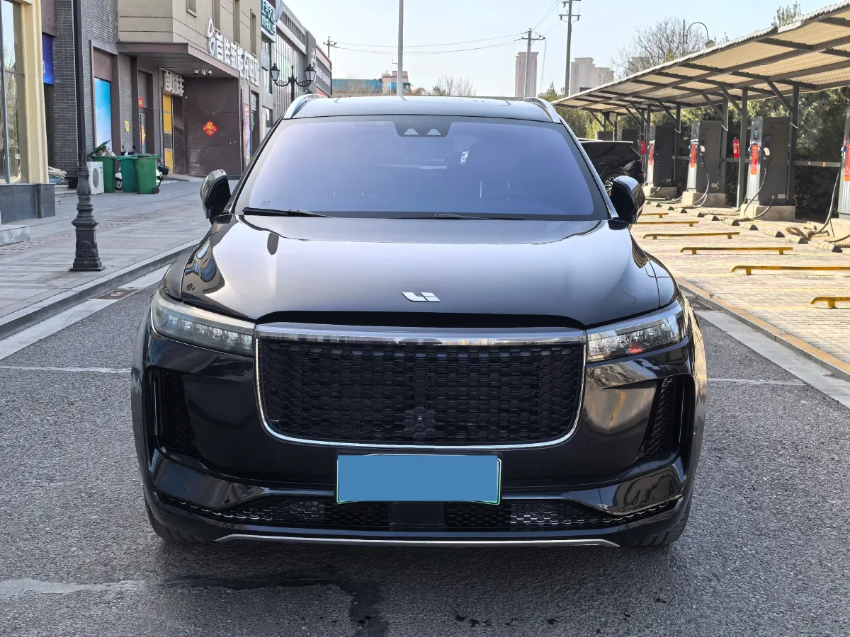 2020 Li ONE Range Extended 131HP REEV 40.5KWH,autocango,china used car exporter,china ev exporter,chinese used car exporter,chinese used ev exporter