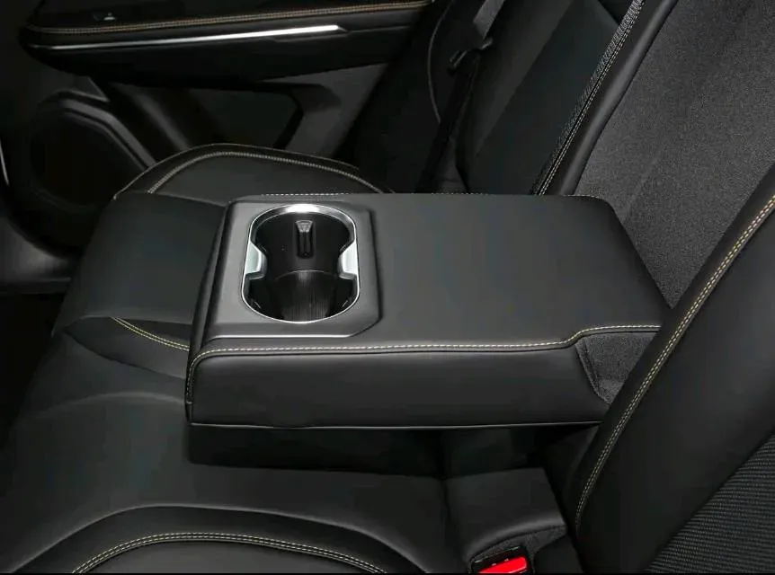 2023 MAXUS Interstellar 2.0T 261HP L4 8AT,autocango,china used car exporter,china ev exporter,chinese used car exporter,chinese used ev exporter