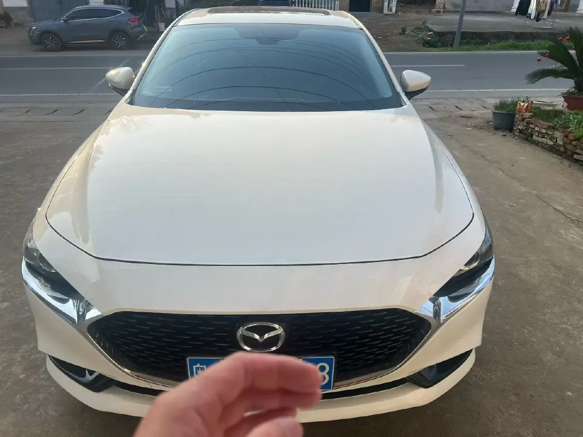 2022 Mazda 3 Axela 2.0L 158HP L4 6AT,autocango,china used car exporter,china ev exporter,chinese used car exporter,chinese used ev exporter