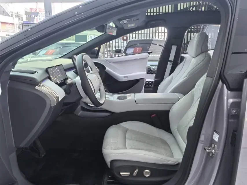 2024 Xpeng P7+ BEV 60.7KWH,autocango,china used car exporter,china ev exporter,chinese used car exporter,chinese used ev exporter