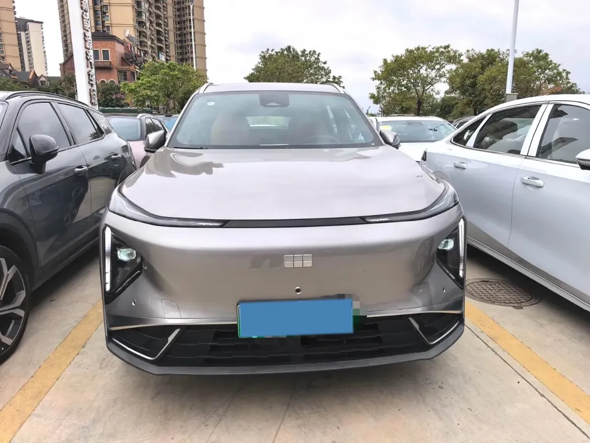 2025 Geely Galaxy L7 1.5L 112HP L4 1DHT PHEV 18.4KWH,autocango,china used car exporter,china ev exporter,chinese used car exporter,chinese used ev exporter