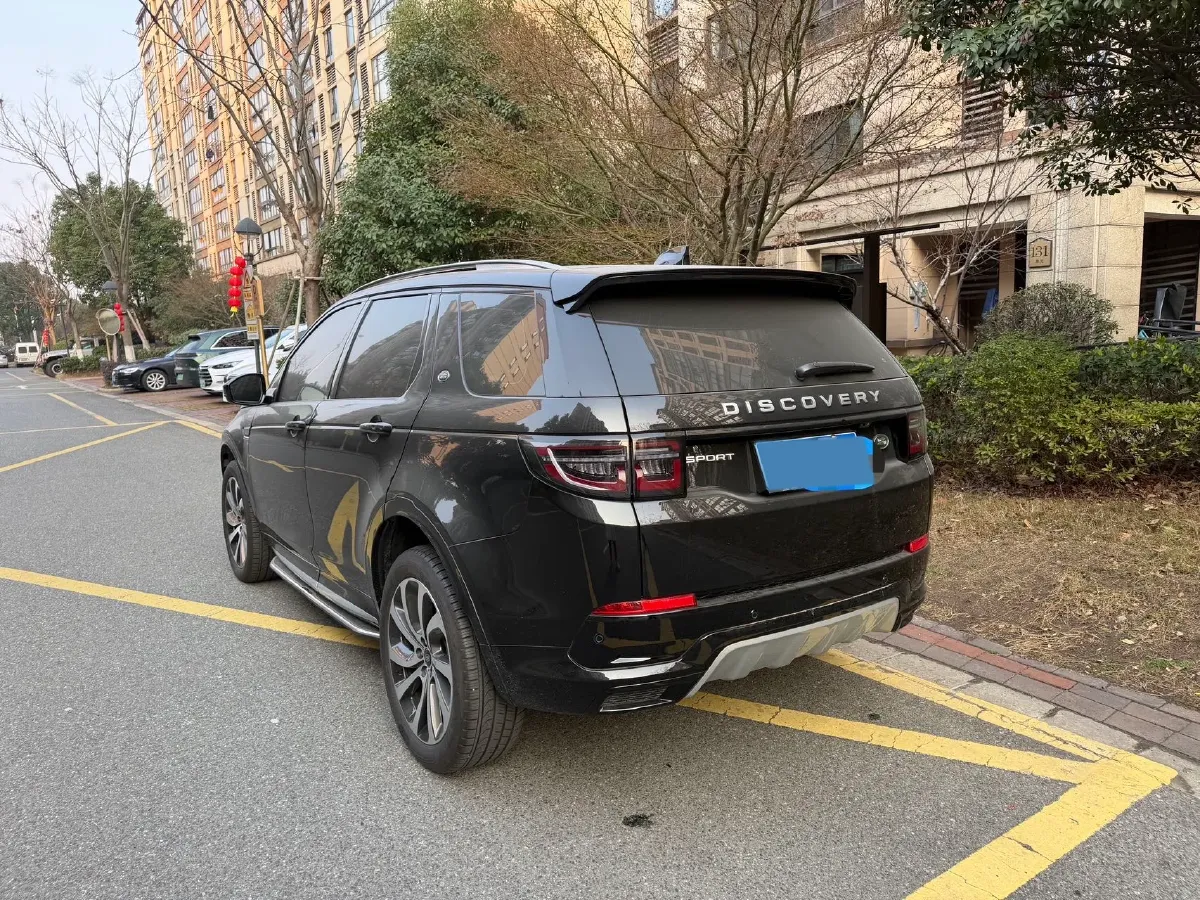 2024 Land Rover Discovery Sport 2.0T 249HP L4 9AT,autocango,china used car exporter,china ev exporter,chinese used car exporter,chinese used ev exporter