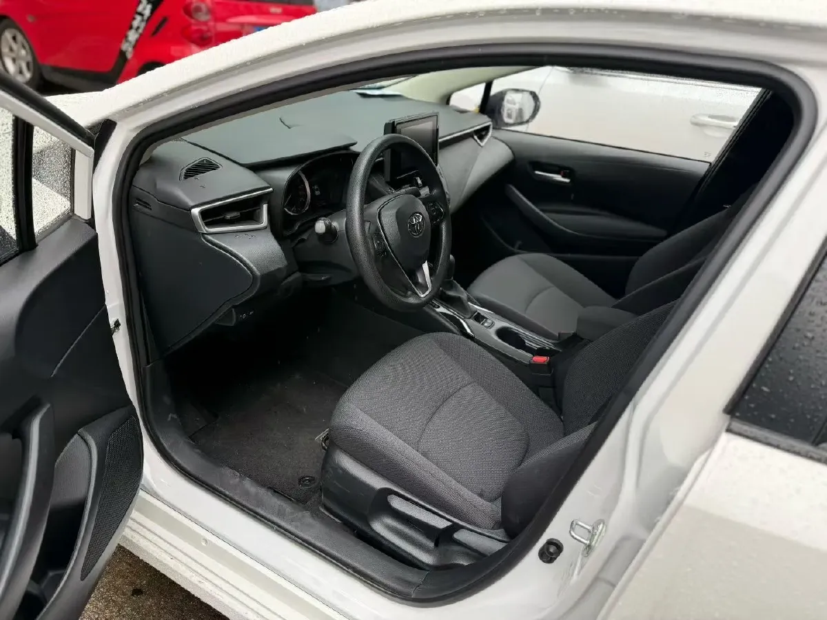 2021 Toyota Corolla 1.2T 116HP L4 CVT,autocango,china used car exporter,china ev exporter,chinese used car exporter,chinese used ev exporter