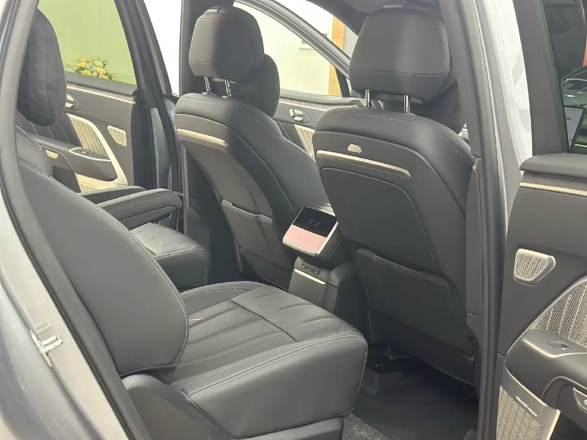 2025 ONVO L90 BEV,autocango,china used car exporter,china ev exporter,chinese used car exporter,chinese used ev exporter