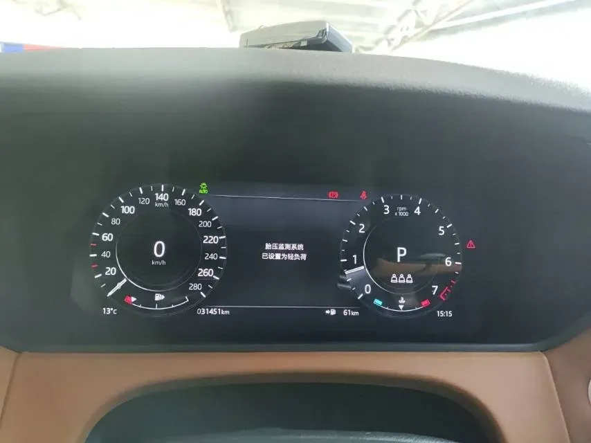 2022 Land Rover Range Rover Velar 2.0T 250HP L4 8AT,autocango,china used car exporter,china ev exporter,chinese used car exporter,chinese used ev exporter