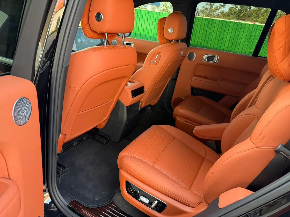 2025 Li L8 Range Extended 154HP REEV,autocango,china used car exporter,china ev exporter,chinese used car exporter,chinese used ev exporter