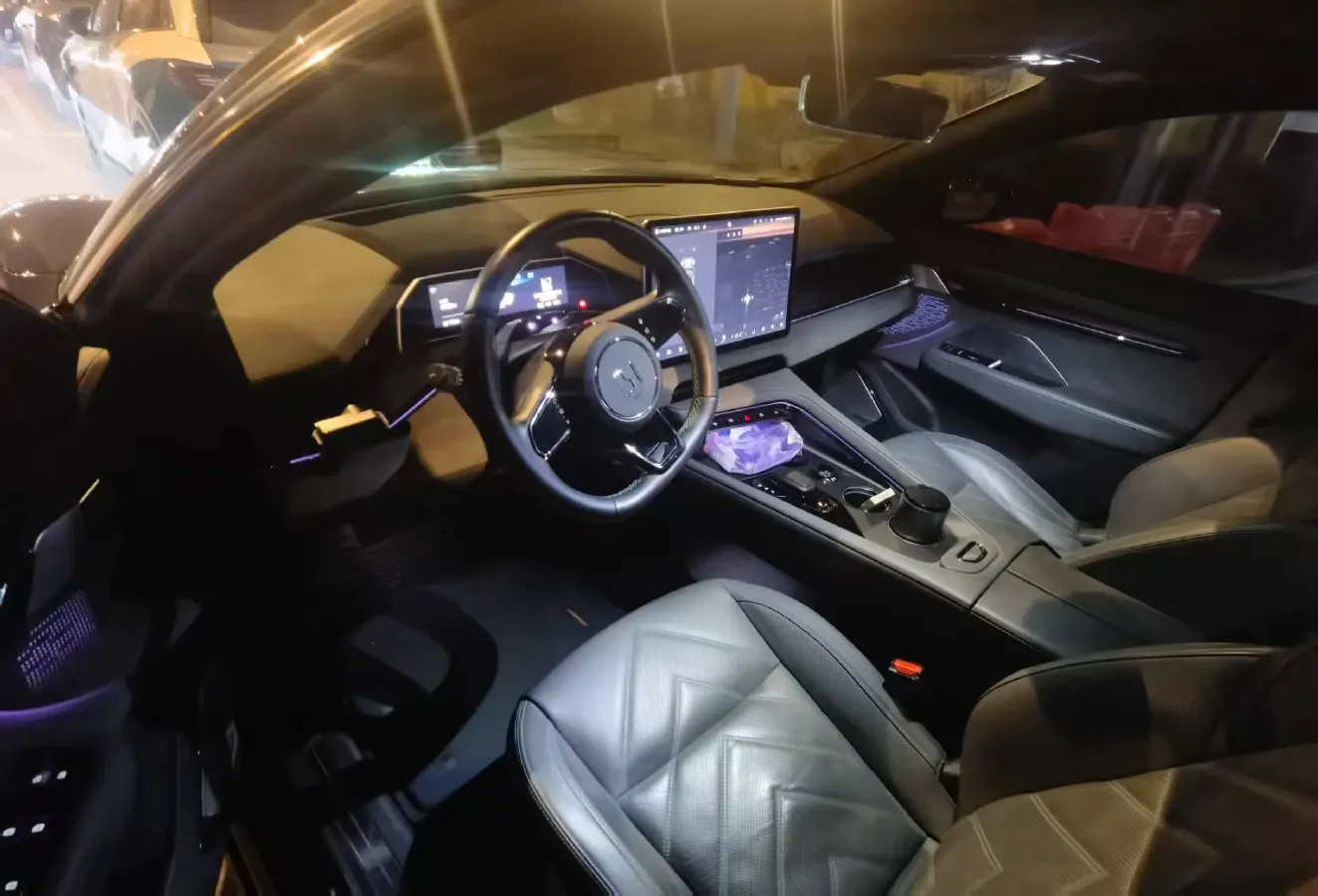 2023 Zeekr 001 BEV 100KWH,autocango,china used car exporter,china ev exporter,chinese used car exporter,chinese used ev exporter