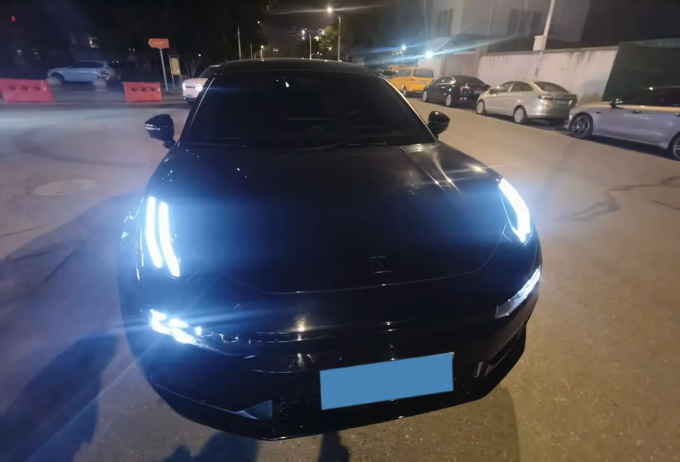 2023 Zeekr 001 BEV 100KWH,autocango,china used car exporter,china ev exporter,chinese used car exporter,chinese used ev exporter