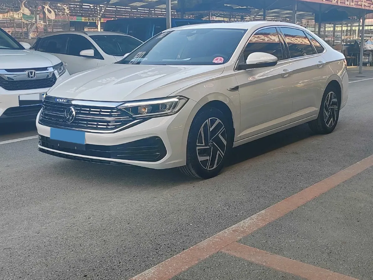 2023 Volkswagen Sagitar 1.4T 150HP L4 7DCT,autocango,china used car exporter,china ev exporter,chinese used car exporter,chinese used ev exporter