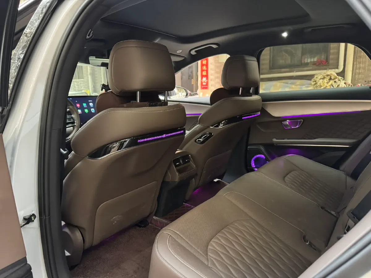 2024 BYD Han 1.5T 139HP L4 E-CVT PHEV 18.316KWH,autocango,china used car exporter,china ev exporter,chinese used car exporter,chinese used ev exporter