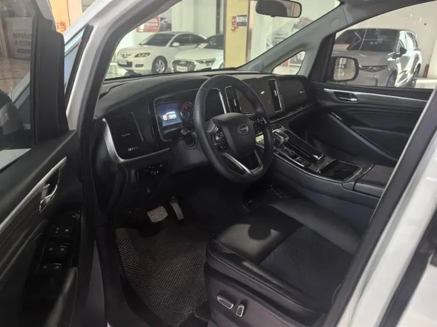 2023 GAC Trumpchi M8 2.0T 252HP L4 8AT,autocango,china used car exporter,china ev exporter,chinese used car exporter,chinese used ev exporter