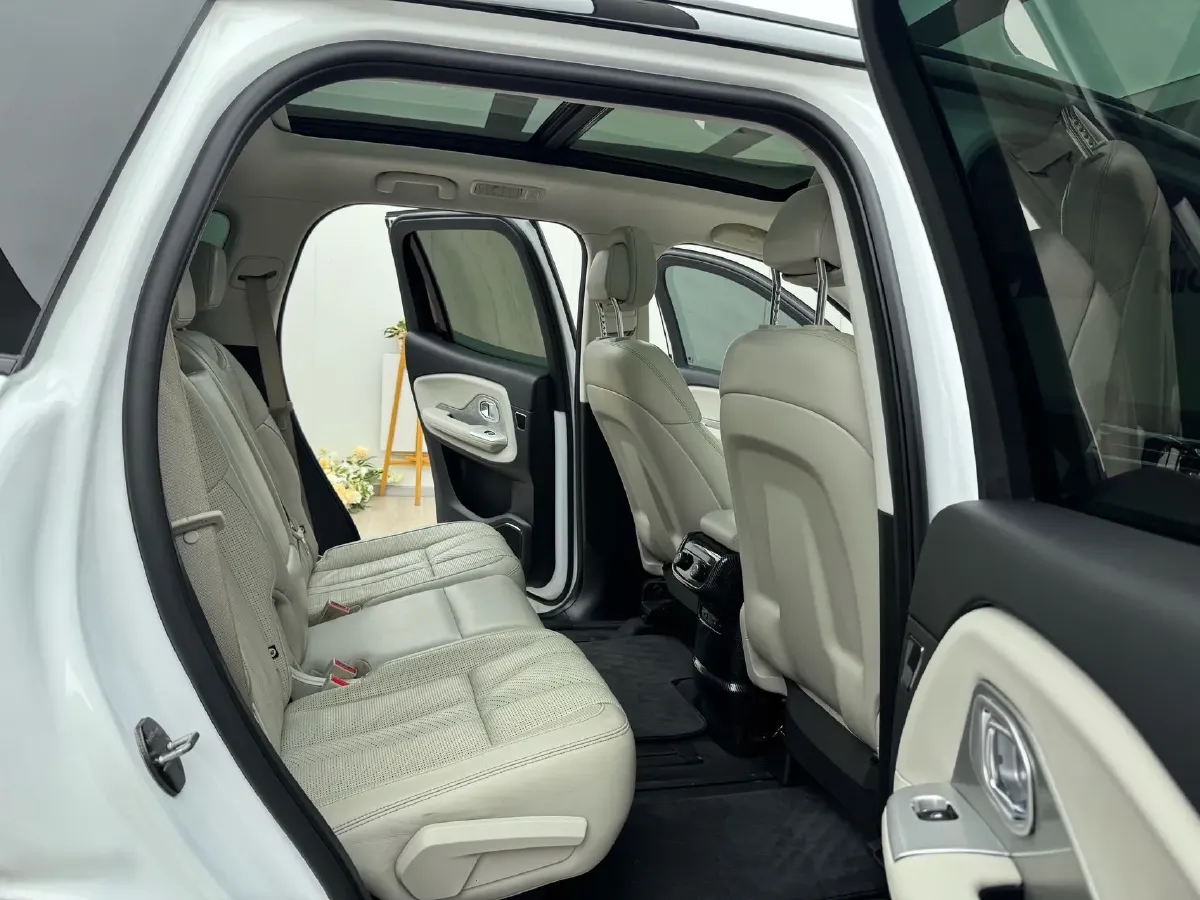 2018 NIO ES8 BEV 70KWH,autocango,china used car exporter,china ev exporter,chinese used car exporter,chinese used ev exporter