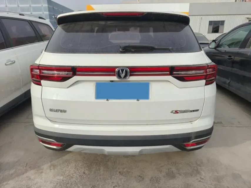 2019 ChangAn CS35 Plus 1.6L 128HP L4 5MT,autocango,china used car exporter,china ev exporter,chinese used car exporter,chinese used ev exporter