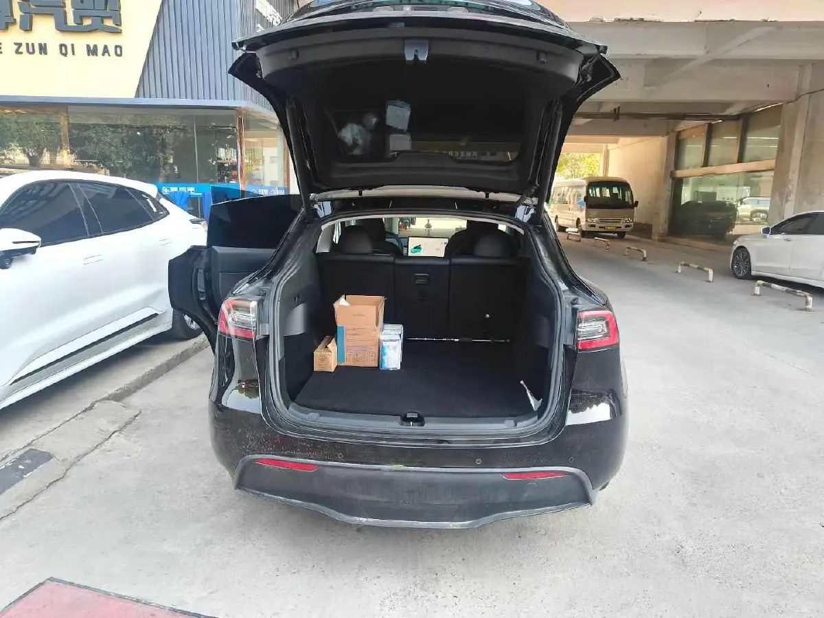 2022 Tesla Model Y BEV 60KWH,autocango,china used car exporter,china ev exporter,chinese used car exporter,chinese used ev exporter