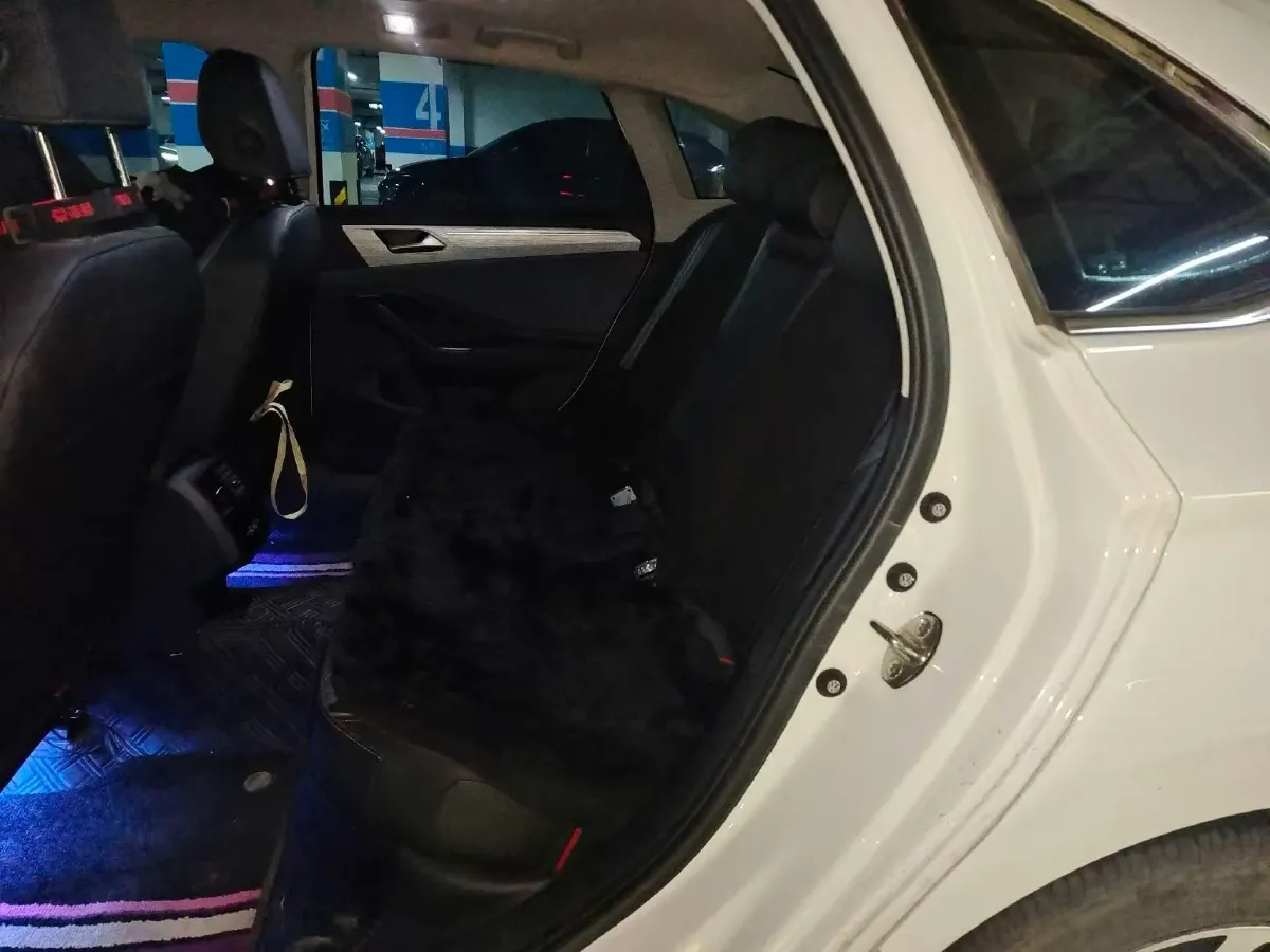 2023 Volkswagen Sagitar 1.4T 150HP L4 7DCT,autocango,china used car exporter,china ev exporter,chinese used car exporter,chinese used ev exporter