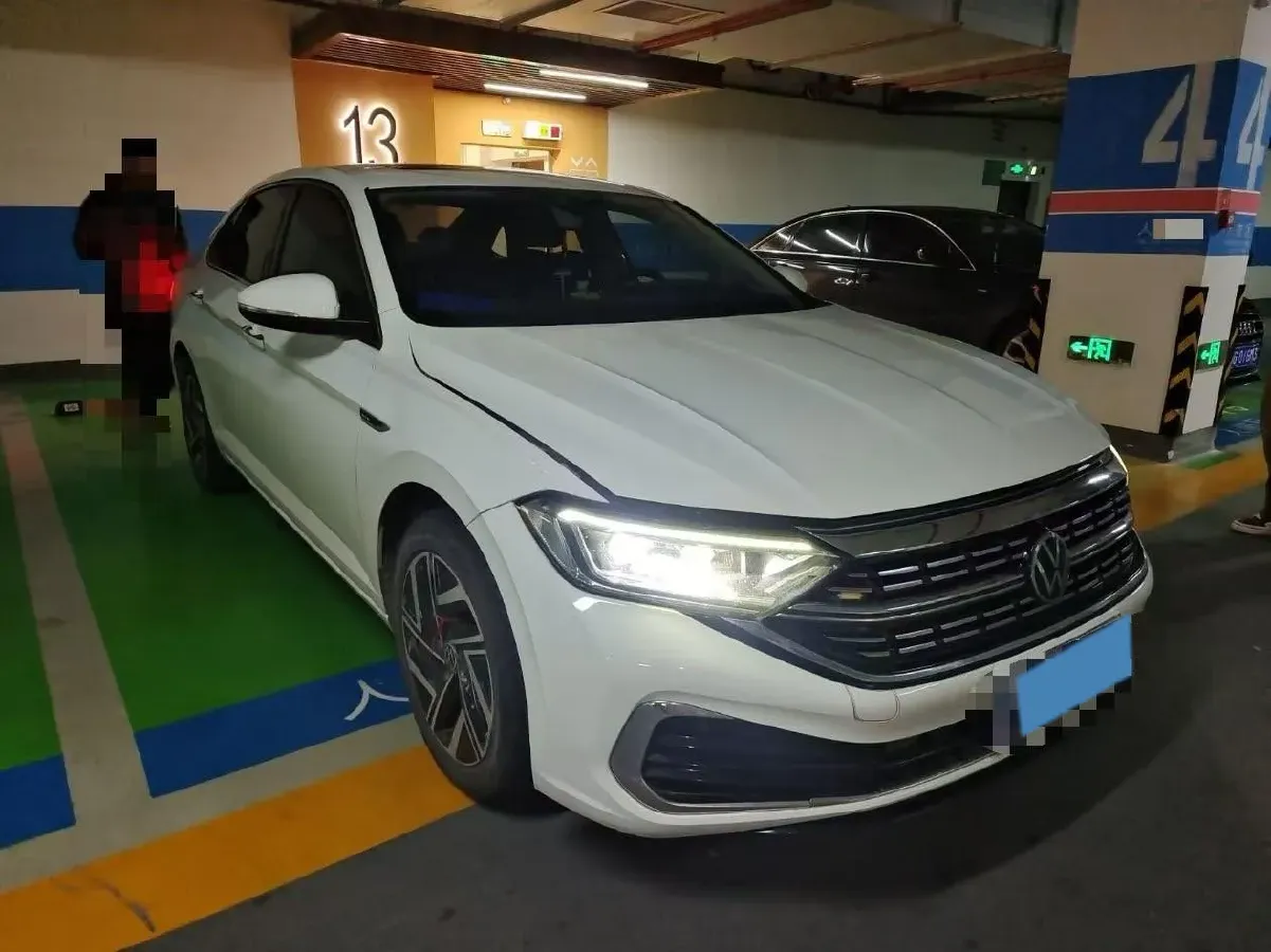 2023 Volkswagen Sagitar 1.4T 150HP L4 7DCT,autocango,china used car exporter,china ev exporter,chinese used car exporter,chinese used ev exporter