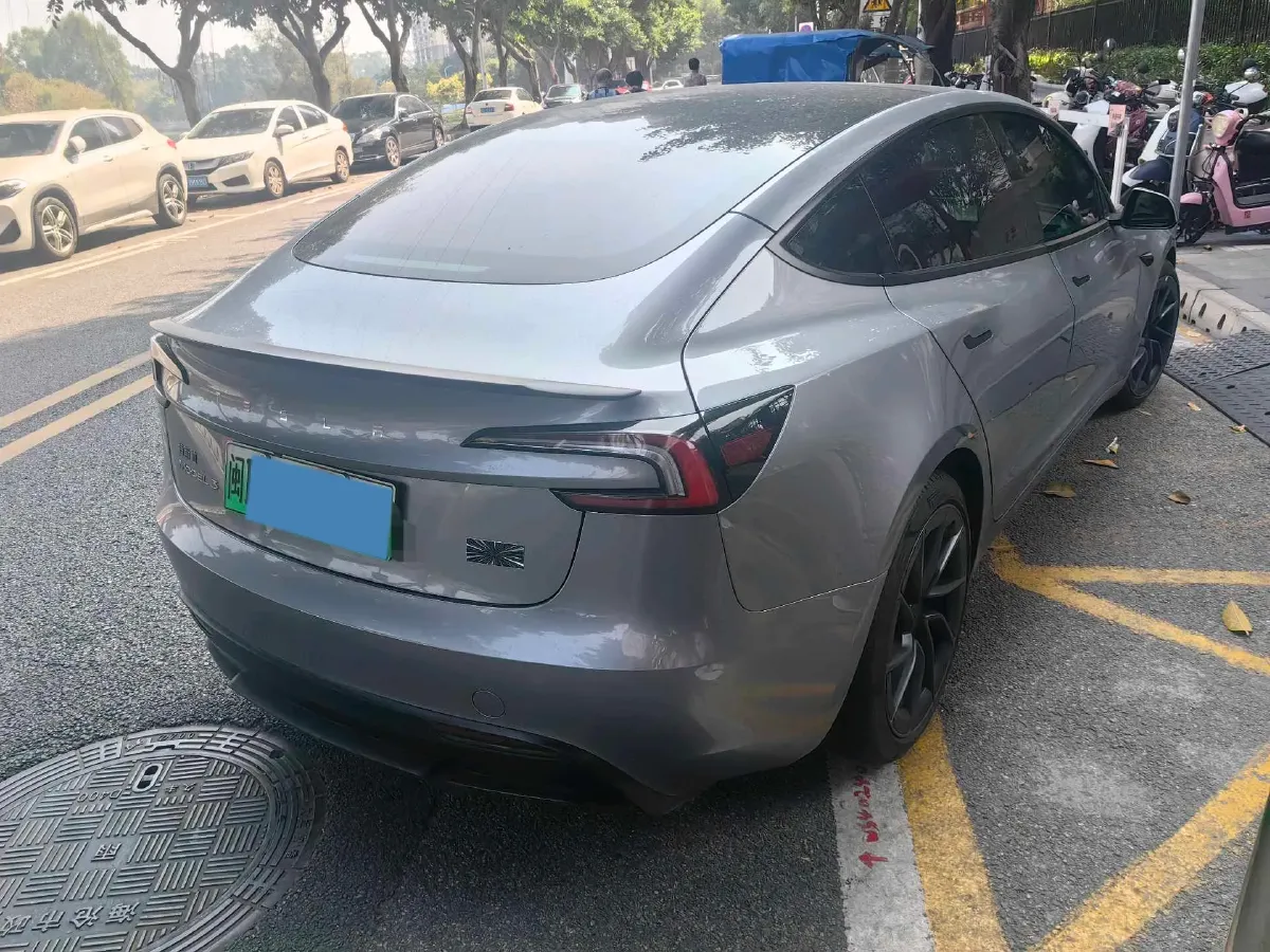 2024 Audi Q3 2.0T 220HP L4 7DCT,autocango,china used car exporter,china ev exporter,chinese used car exporter,chinese used ev exporter