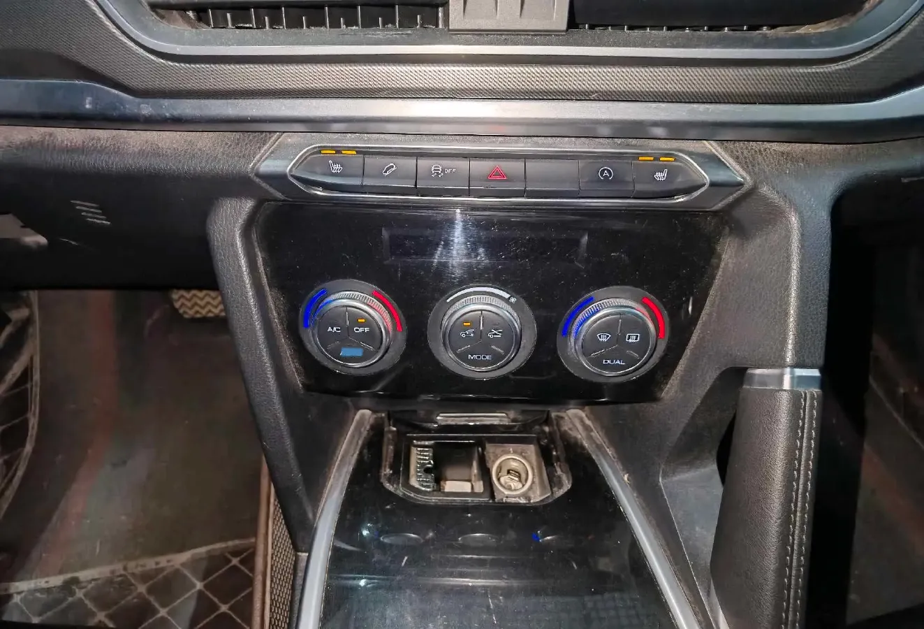 2018 Haval H6 1.5T 150HP L4 7DCT,autocango,china used car exporter,china ev exporter,chinese used car exporter,chinese used ev exporter