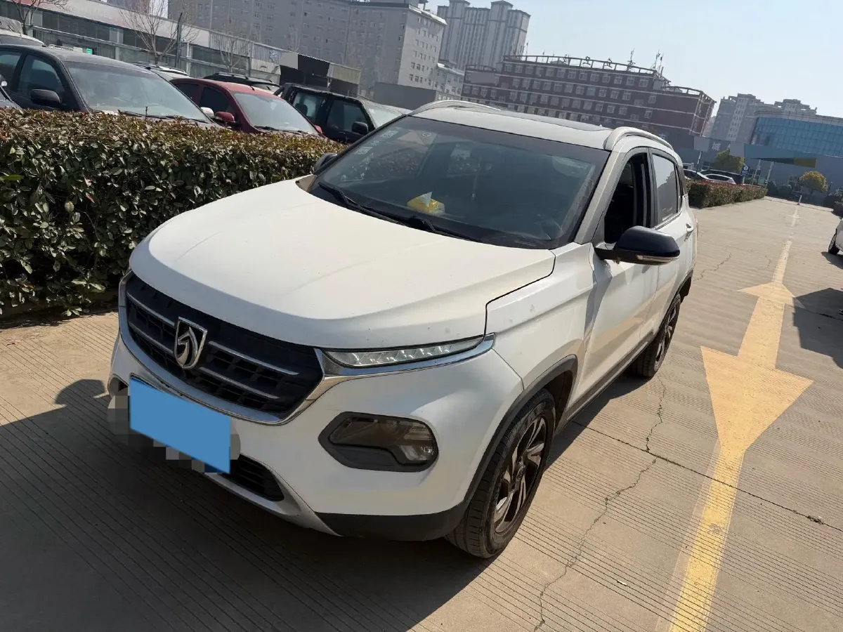 2017 BaoJun 510 1.5L 112HP L4 6MT,autocango,china used car exporter,china ev exporter,chinese used car exporter,chinese used ev exporter