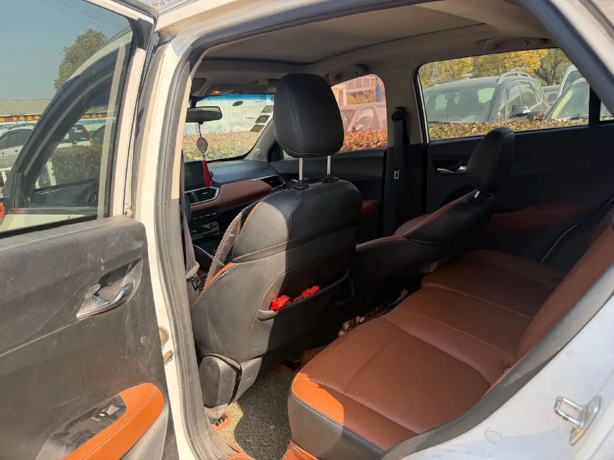 2017 BaoJun 510 1.5L 112HP L4 6MT,autocango,china used car exporter,china ev exporter,chinese used car exporter,chinese used ev exporter