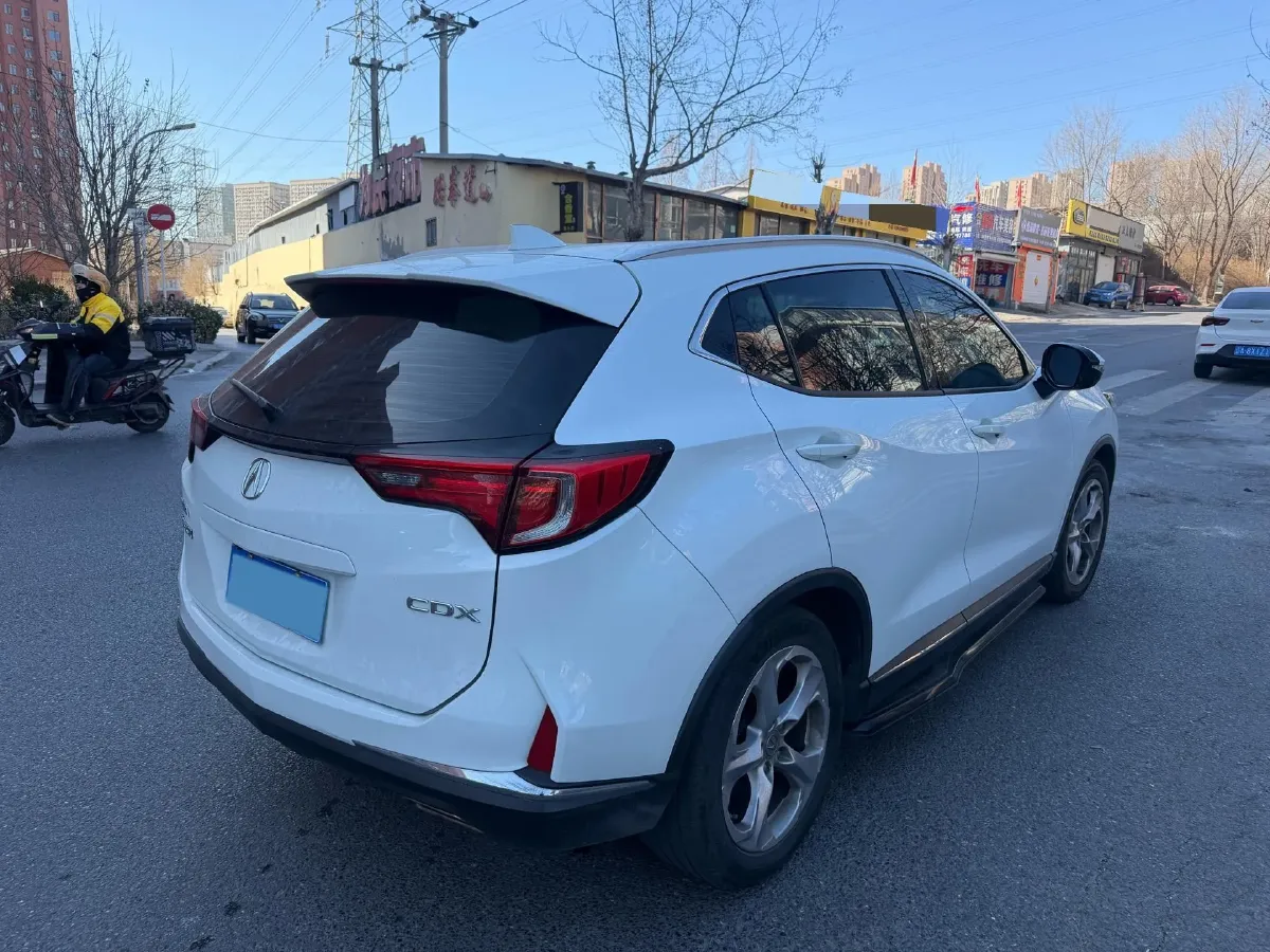 2016 Acura CDX 1.5T 182HP L4 8DCT,autocango,china used car exporter,china ev exporter,chinese used car exporter,chinese used ev exporter