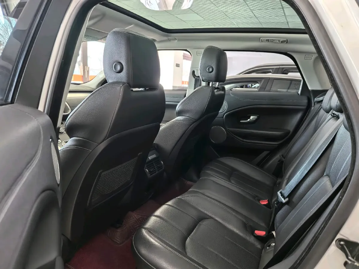 2018 Jaguar F-PACE 2.0T 250HP L4 8AT,autocango,china used car exporter,china ev exporter,chinese used car exporter,chinese used ev exporter