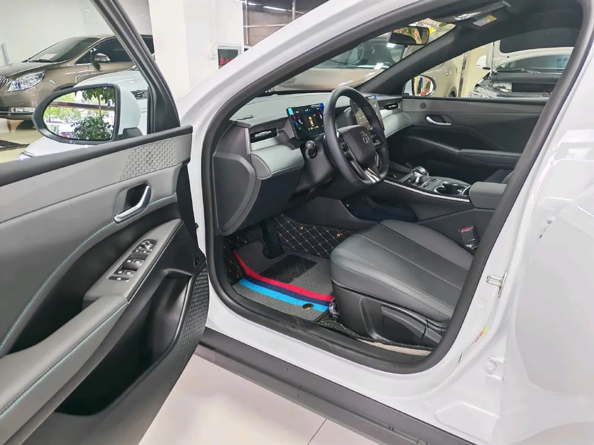 2025 BYD Qin Plus 1.5L 101HP L4 E-CVT PHEV 7.68KWH,autocango,china used car exporter,china ev exporter,chinese used car exporter,chinese used ev exporter