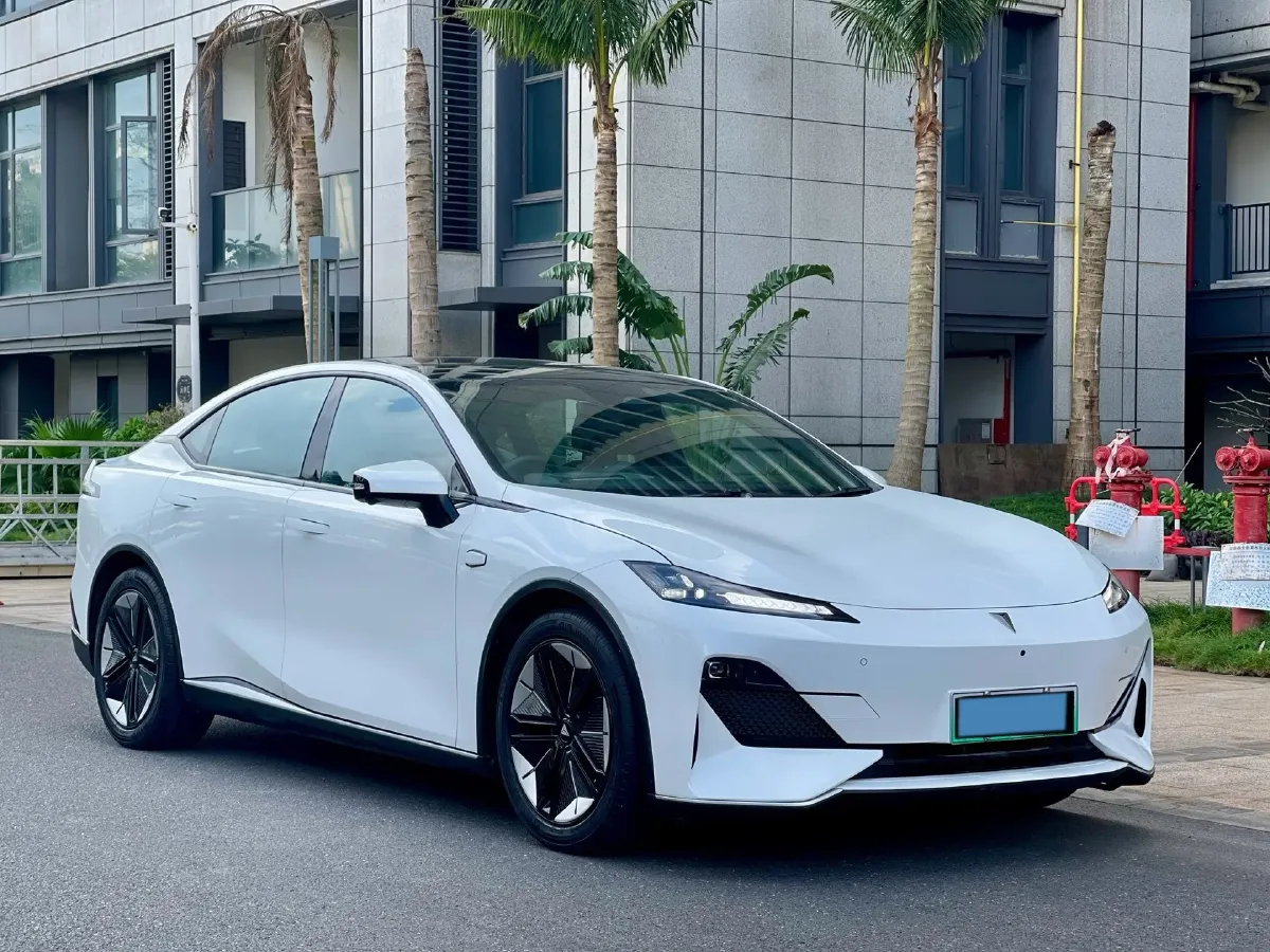 2022 DongFeng Forthing LingZhi EV BEV 68.4KWH,autocango,china used car exporter,china ev exporter,chinese used car exporter,chinese used ev exporter