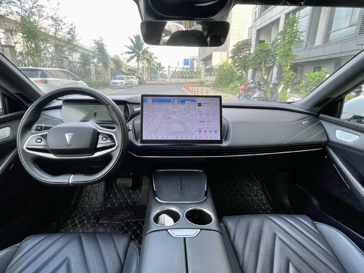 2022 DongFeng Forthing LingZhi EV BEV 68.4KWH,autocango,china used car exporter,china ev exporter,chinese used car exporter,chinese used ev exporter