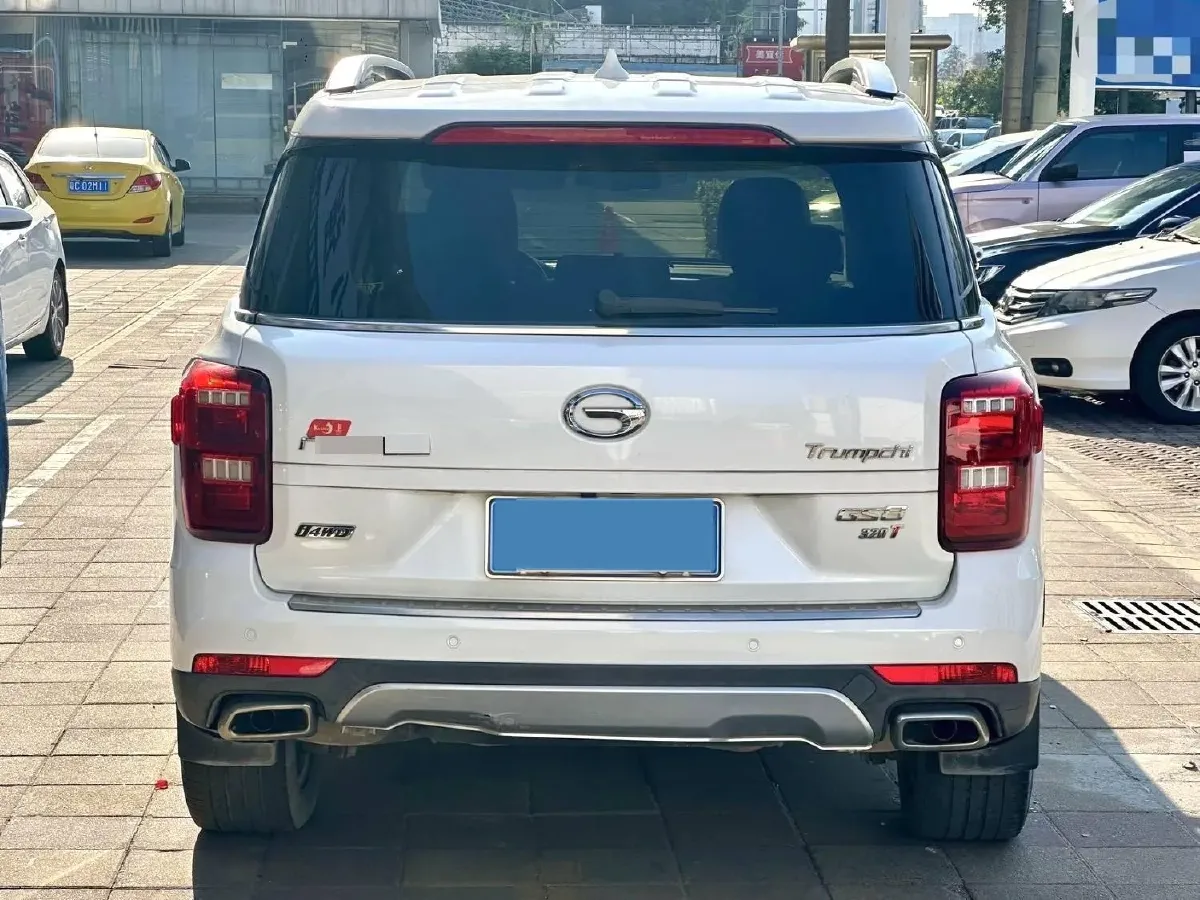 2017 GAC Trumpchi GS8 2.0T 201HP L4 6AT,autocango,china used car exporter,china ev exporter,chinese used car exporter,chinese used ev exporter