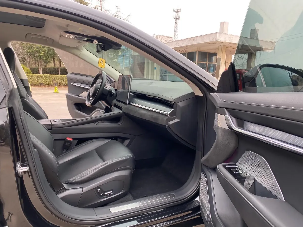 2023 Zeekr 001 BEV 86KWH,autocango,china used car exporter,china ev exporter,chinese used car exporter,chinese used ev exporter