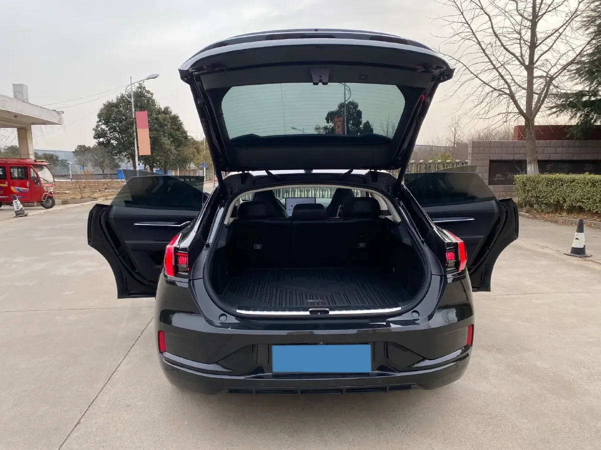 2023 Zeekr 001 BEV 86KWH,autocango,china used car exporter,china ev exporter,chinese used car exporter,chinese used ev exporter