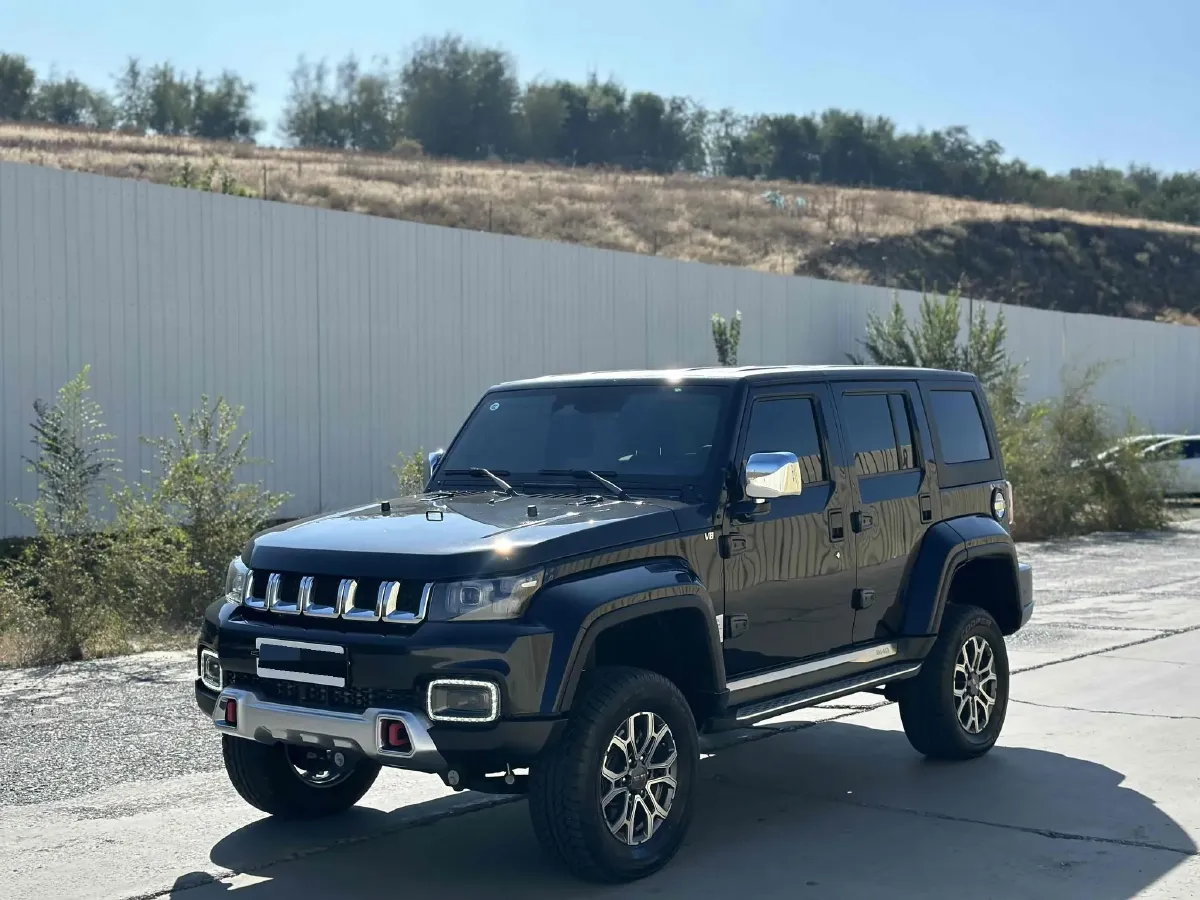 2023 Beijing BJ40 2.0T 224HP L4 8AT,autocango,china used car exporter,china ev exporter,chinese used car exporter,chinese used ev exporter