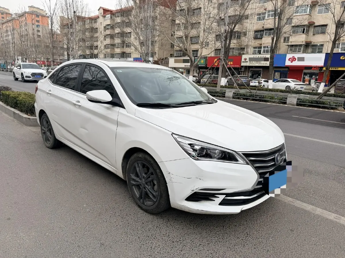 2019 ChangAn Eado DT 1.6L 125HP L4 5MT,autocango,china used car exporter,china ev exporter,chinese used car exporter,chinese used ev exporter