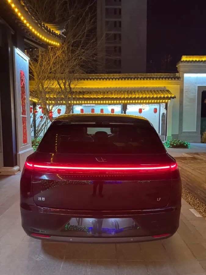 2023 Li L7 Range Extended 154HP REEV 40.9KWH,autocango,china used car exporter,china ev exporter,chinese used car exporter,chinese used ev exporter