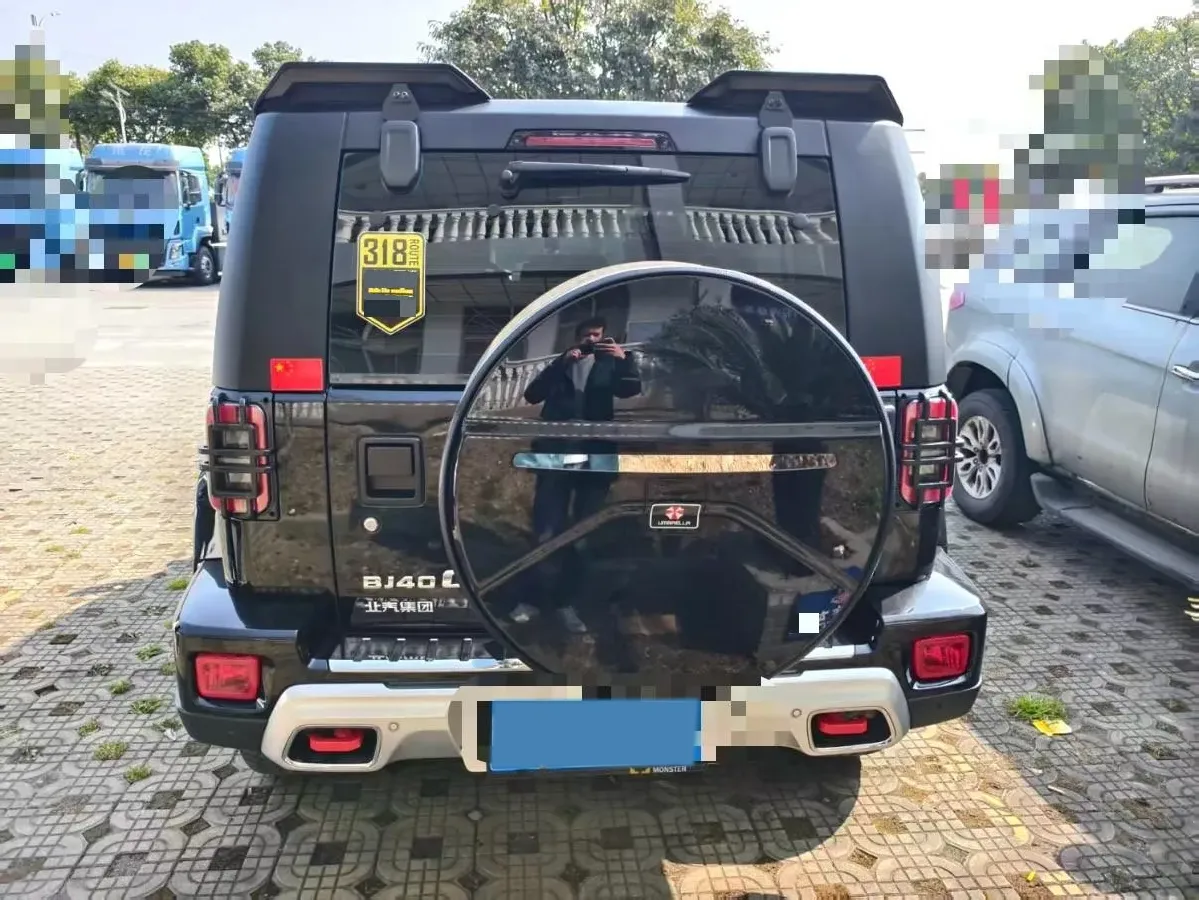 2023 Beijing BJ40 2.0T 224HP L4 8AT,autocango,china used car exporter,china ev exporter,chinese used car exporter,chinese used ev exporter