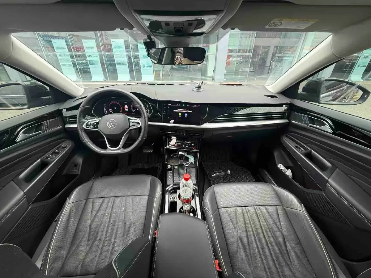 2023 Volkswagen Passat 2.0T 186HP L4 7DCT,autocango,china used car exporter,china ev exporter,chinese used car exporter,chinese used ev exporter