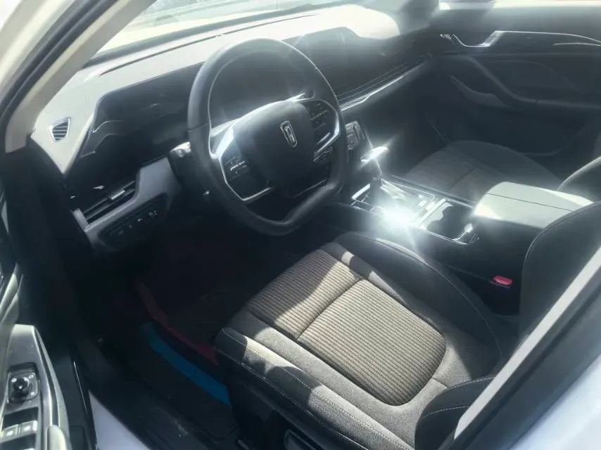 2023 Bestune B70 1.5T 169HP L4 7DCT,autocango,china used car exporter,china ev exporter,chinese used car exporter,chinese used ev exporter