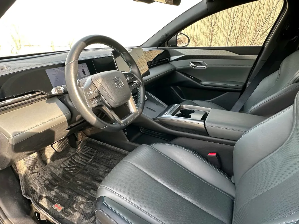 2025 BYD Han 1.5T 156HP L4 E-CVT PHEV,autocango,china used car exporter,china ev exporter,chinese used car exporter,chinese used ev exporter