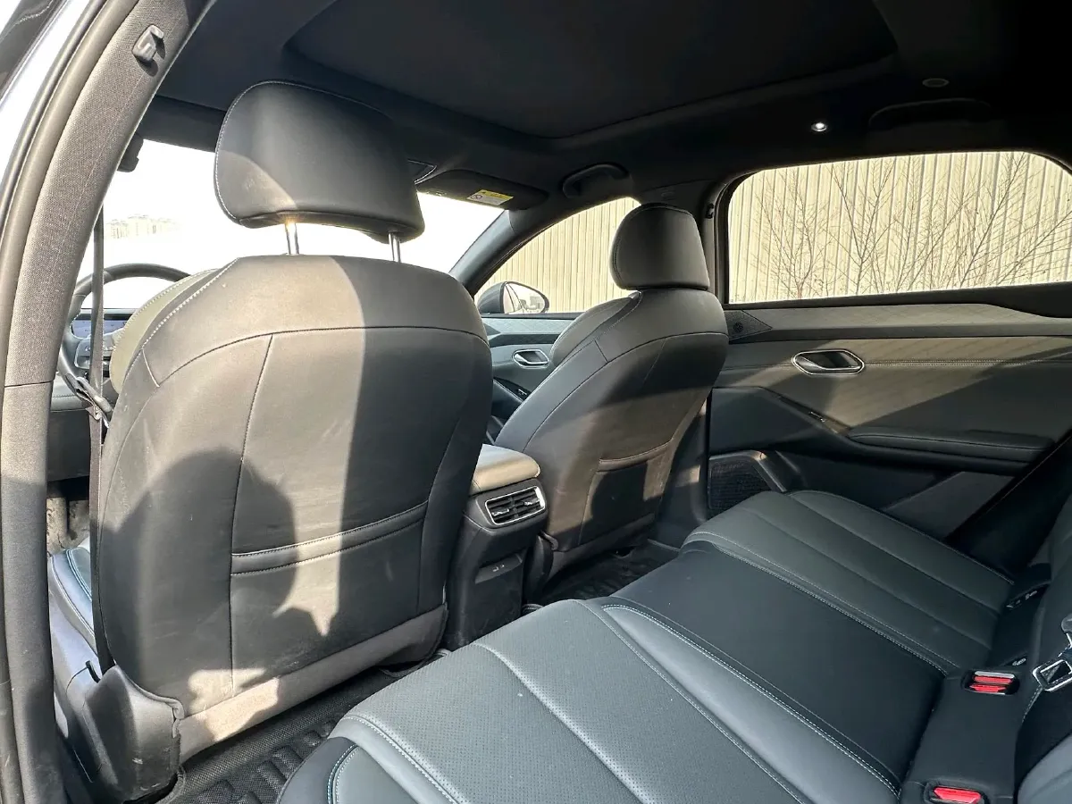 2025 BYD Han 1.5T 156HP L4 E-CVT PHEV,autocango,china used car exporter,china ev exporter,chinese used car exporter,chinese used ev exporter