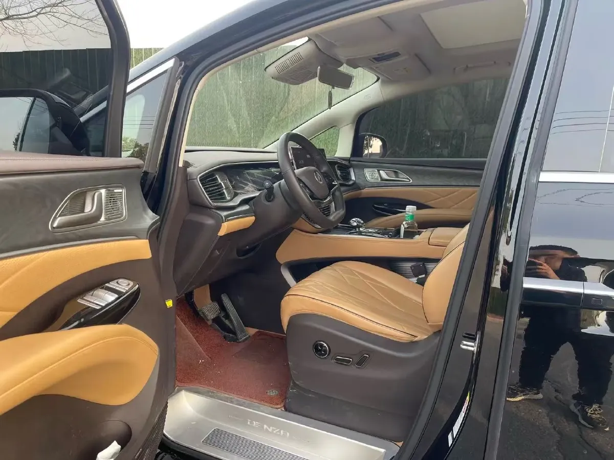 2024 Denza D9 1.5T 139HP L4 E-CVT PHEV 20.39KWH,autocango,china used car exporter,china ev exporter,chinese used car exporter,chinese used ev exporter