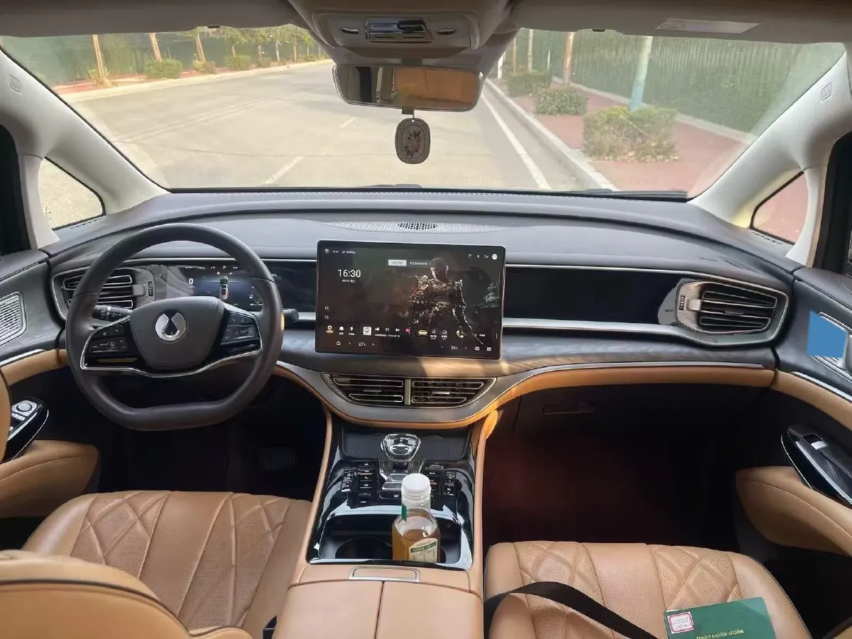 2024 Denza D9 1.5T 139HP L4 E-CVT PHEV 20.39KWH,autocango,china used car exporter,china ev exporter,chinese used car exporter,chinese used ev exporter