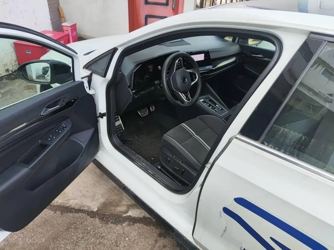 2023 Volkswagen Golf 1.4T 150HP L4 7DCT,autocango,china used car exporter,china ev exporter,chinese used car exporter,chinese used ev exporter